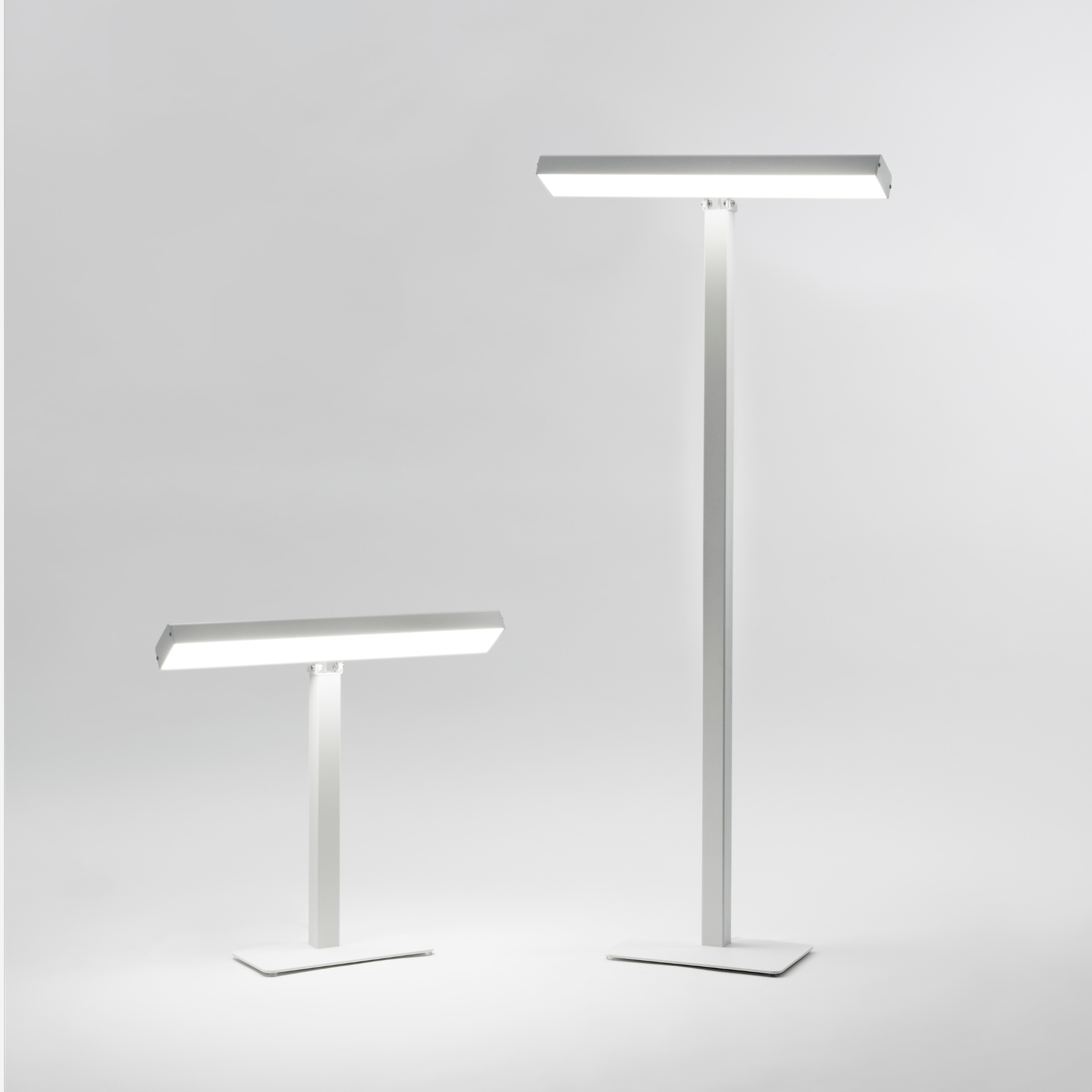 Innolux Valovoima Skrivebord – Stilren lysterapi-lampe for energi og fokus