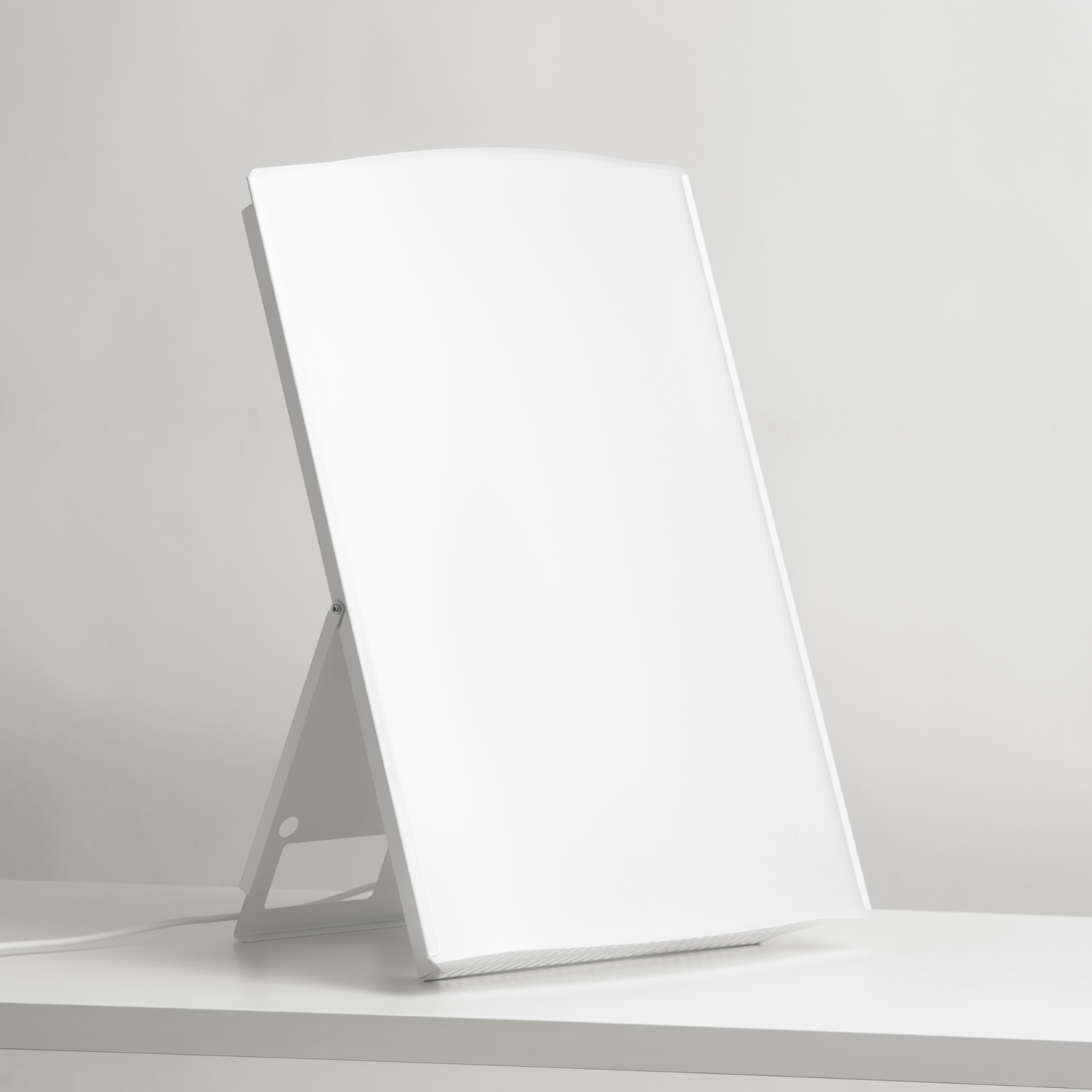 Innolux SuperNova – Kraftig lysterapi-lampe for bedre energi og søvn
